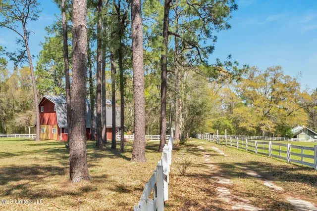 $2,400,000 | 1223 Wire Road West, Perkinston, MS 39573