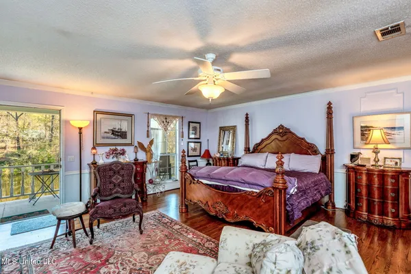 $2,400,000 | 1223 Wire Road West, Perkinston, MS 39573