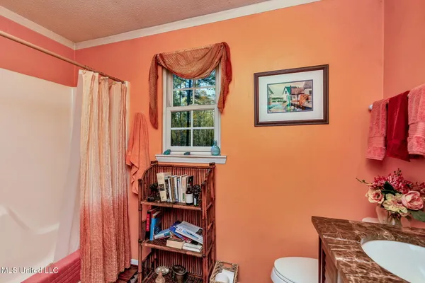 $2,400,000 | 1223 Wire Road West, Perkinston, MS 39573