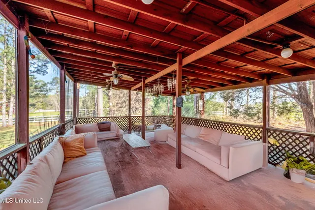 $2,400,000 | 1223 Wire Road West, Perkinston, MS 39573