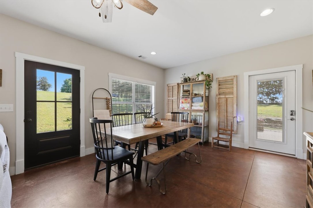 150 Rodgers Road Seneca, SC 29678 - Photo 10 of 36