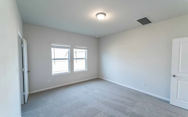 $349,900 | 508 Bobcat Creek Drive, Jarrell, TX 76537