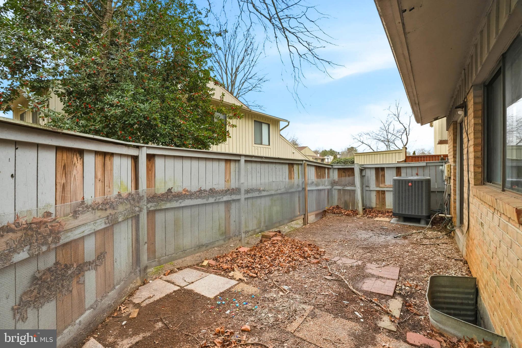 10943 Trotting Ridge Way, Unit 2 Columbia, MD 21044 - Photo 26 of 31 Fenced rear yard