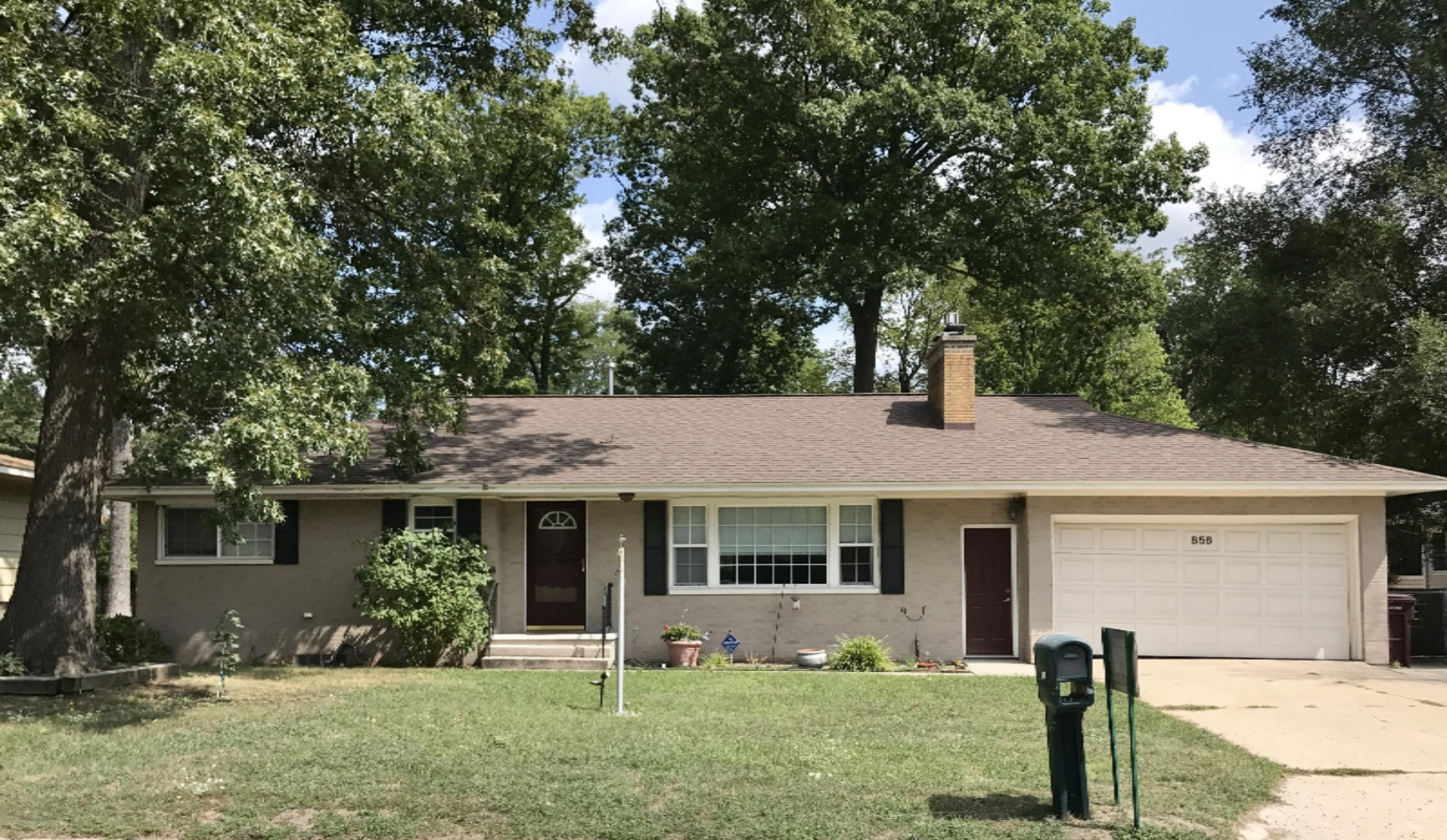 856 Quarterline Road Muskegon, MI 49442 - Photo 1 of 7 FullSizeRender