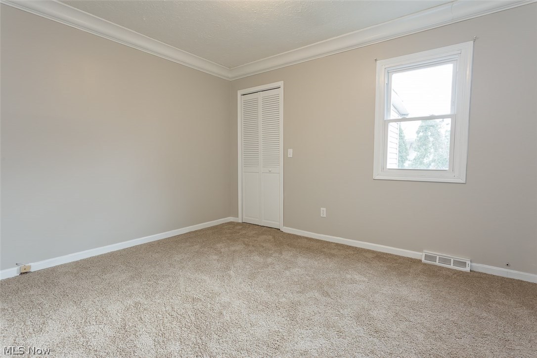 8701 Lynnhaven Road Parma Heights, OH 44130 - Photo 20 of 29