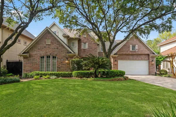 $833,000 | 3011 Bonnebridge Way Boulevard, Houston, TX 77082