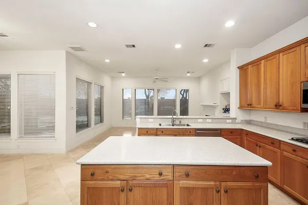 $833,000 | 3011 Bonnebridge Way Boulevard, Houston, TX 77082