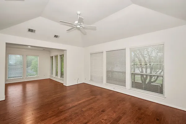 $833,000 | 3011 Bonnebridge Way Boulevard, Houston, TX 77082