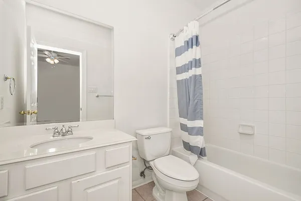 $833,000 | 3011 Bonnebridge Way Boulevard, Houston, TX 77082