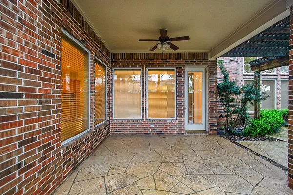 $833,000 | 3011 Bonnebridge Way Boulevard, Houston, TX 77082