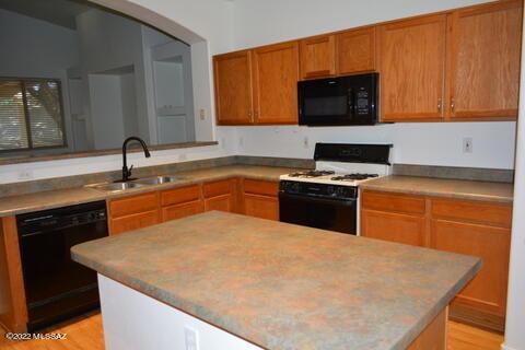 5502 West Red Rock Ridge Street Tucson, AZ 85742 - Photo 5 of 33