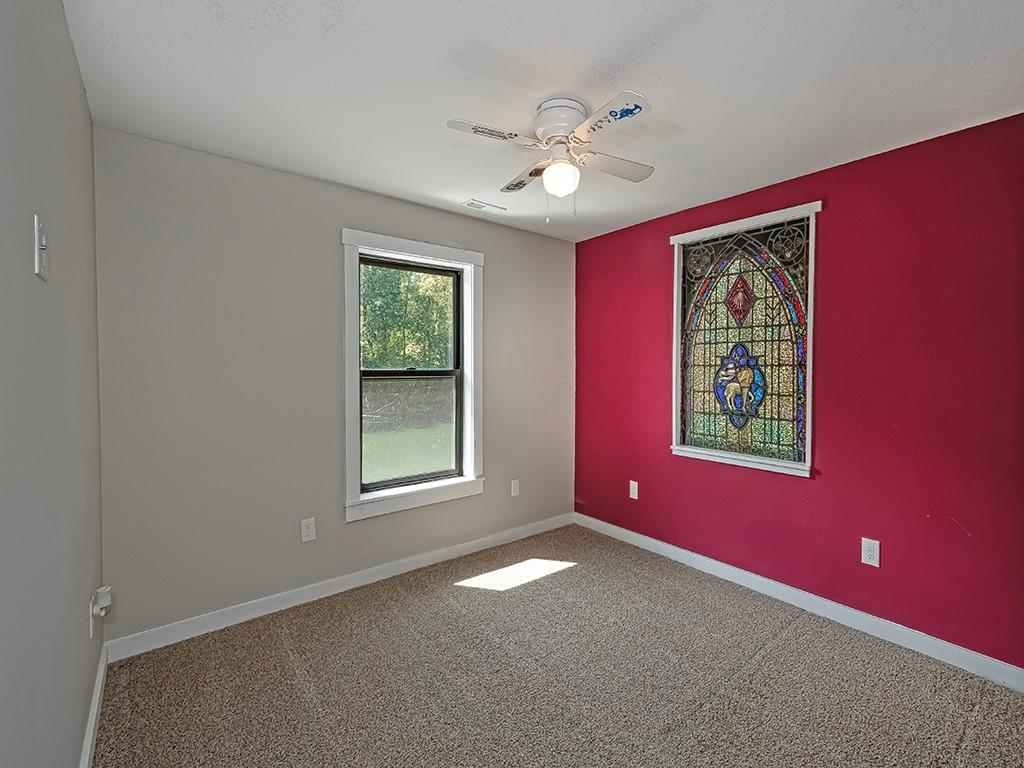 103 Lakeview Road Fombell, PA 16123 - Photo 28 of 41 Gallery Image 28