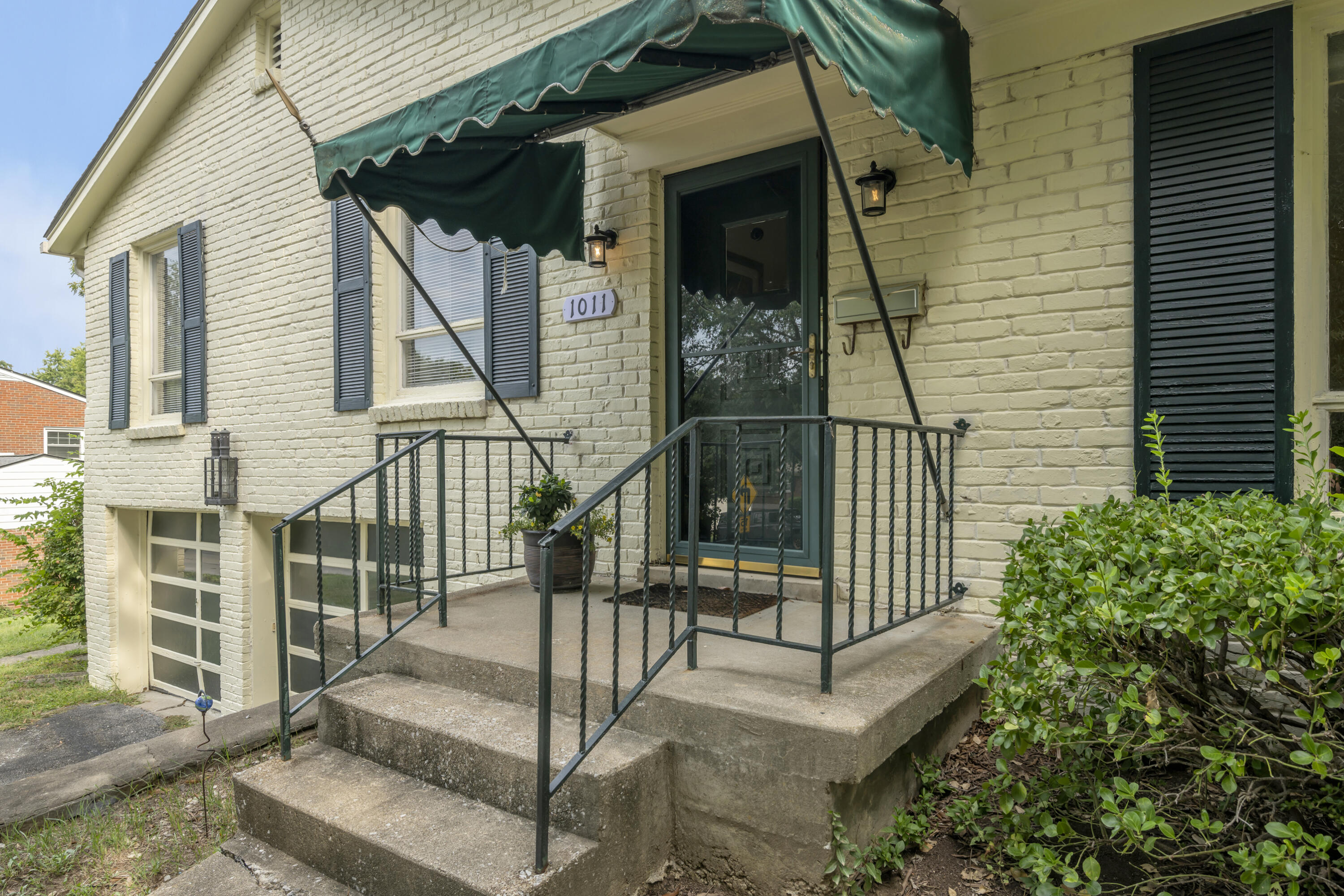 1011 Castleton Way Lexington, KY 40517 - Photo 46 of 47 TDB_4191