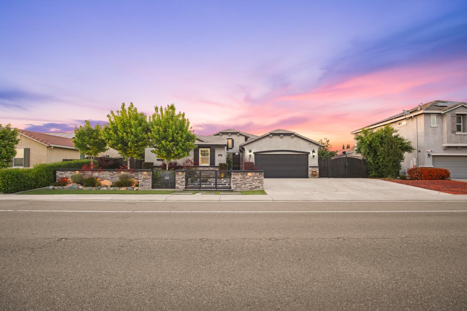 655 Mono Street Manteca, CA 95337 - Photo 4 of 41