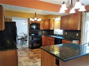 8205 Forward Pass Road Indianapolis, IN 46217 - Photo 8 of 34 Gallery Image 8