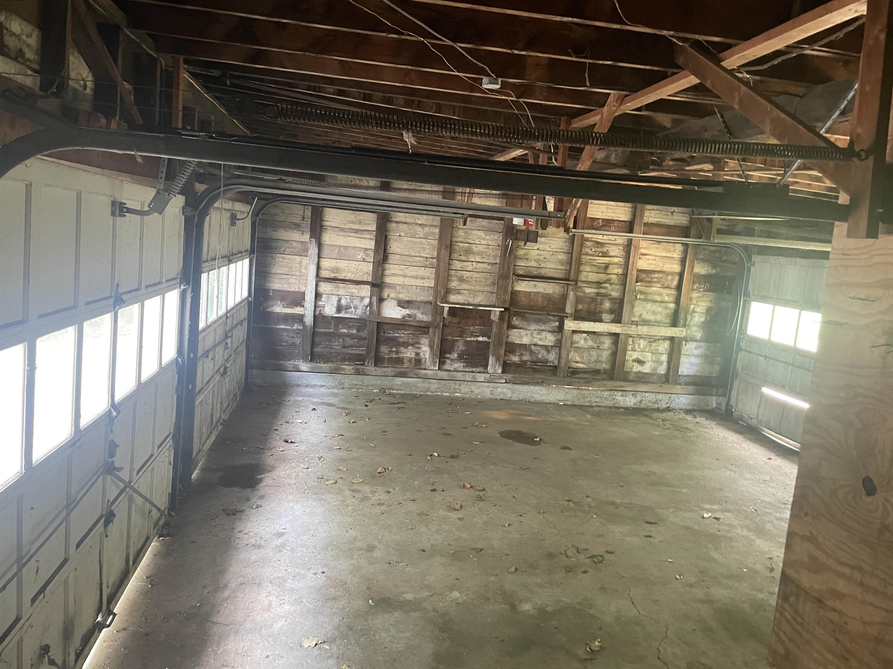 2139 Highway 30 Townshend, VT 05353 - Photo 31 of 40