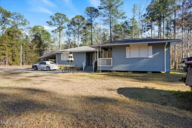 $225,000 | 6193 East Lincoln Street, Bay St. Louis, MS 39520