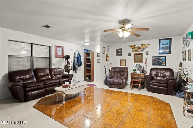 $225,000 | 6193 East Lincoln Street, Bay St. Louis, MS 39520