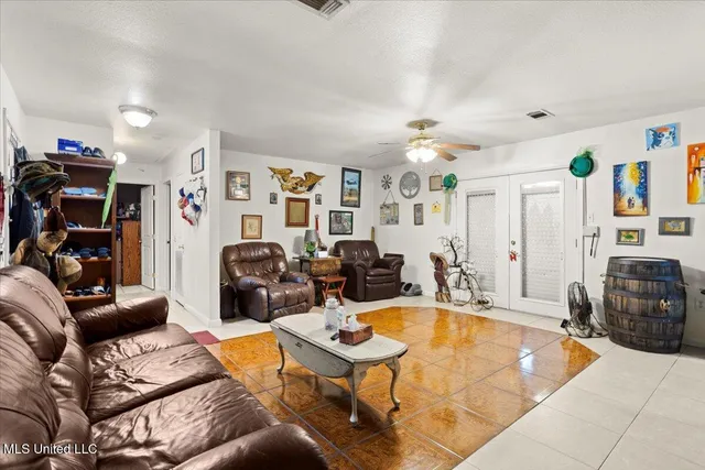 $225,000 | 6193 East Lincoln Street, Bay St. Louis, MS 39520