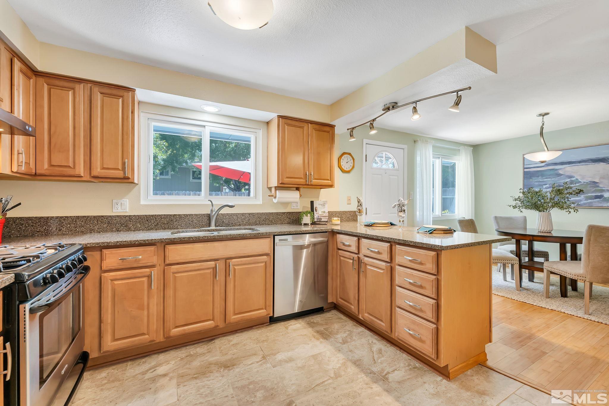 7480 Limestone Drive Reno, NV 89511 - Photo 12 of 30 Photo 12