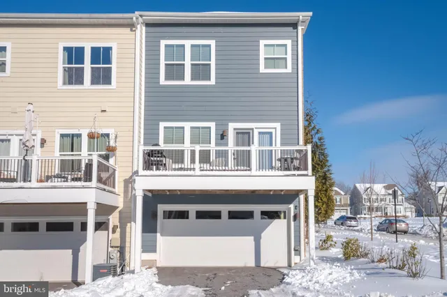 a building with a window and balcony
