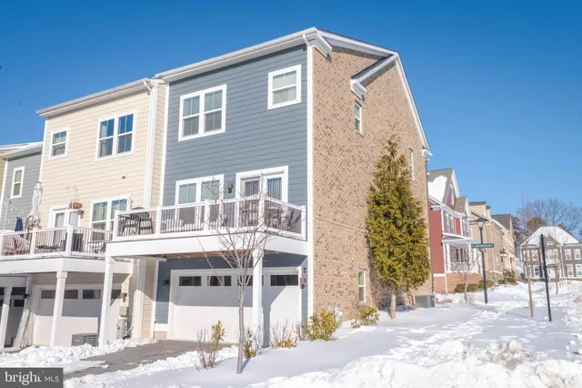 a view of a large building
