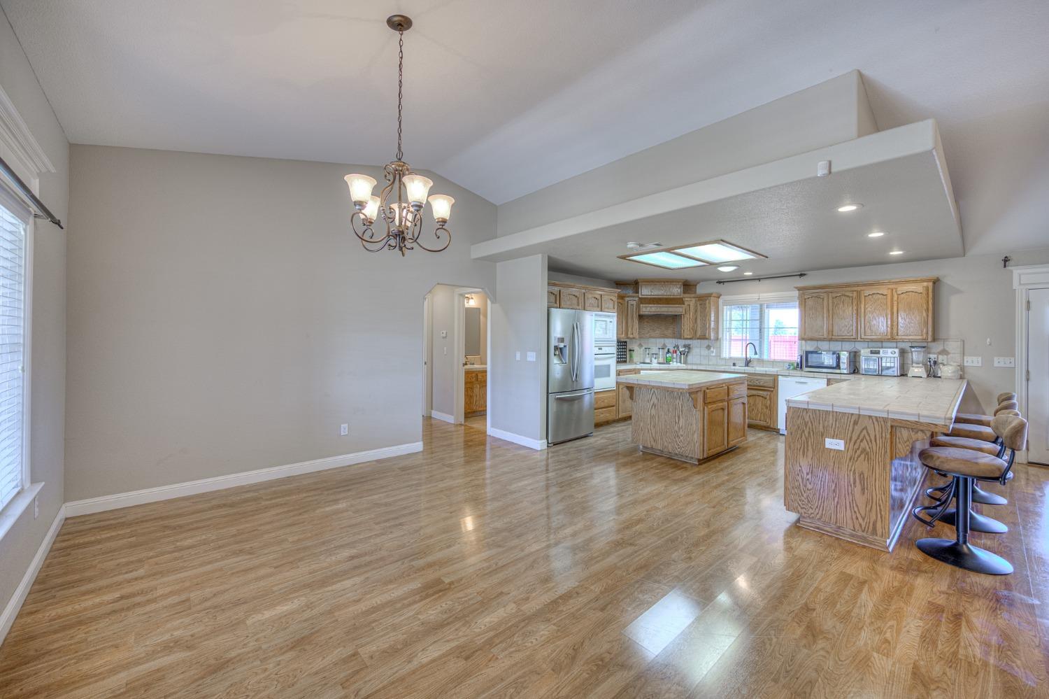 19609 Olympia Road Madera, CA 93638 - Photo 13 of 45 Gallery Image 13
