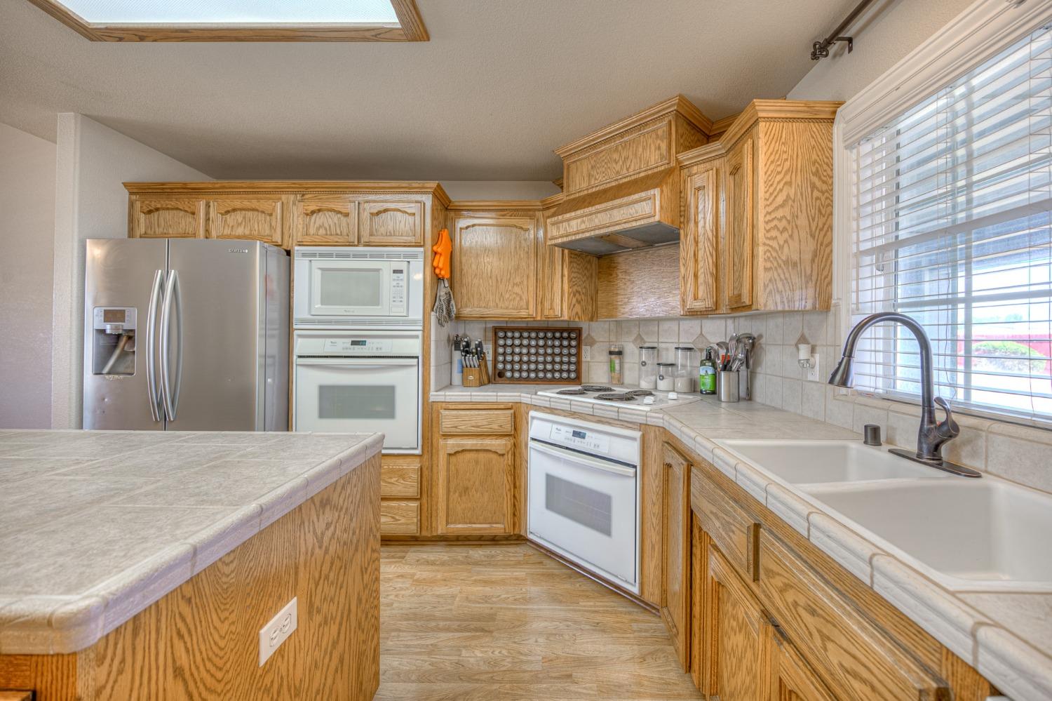 19609 Olympia Road Madera, CA 93638 - Photo 16 of 45 Gallery Image 16