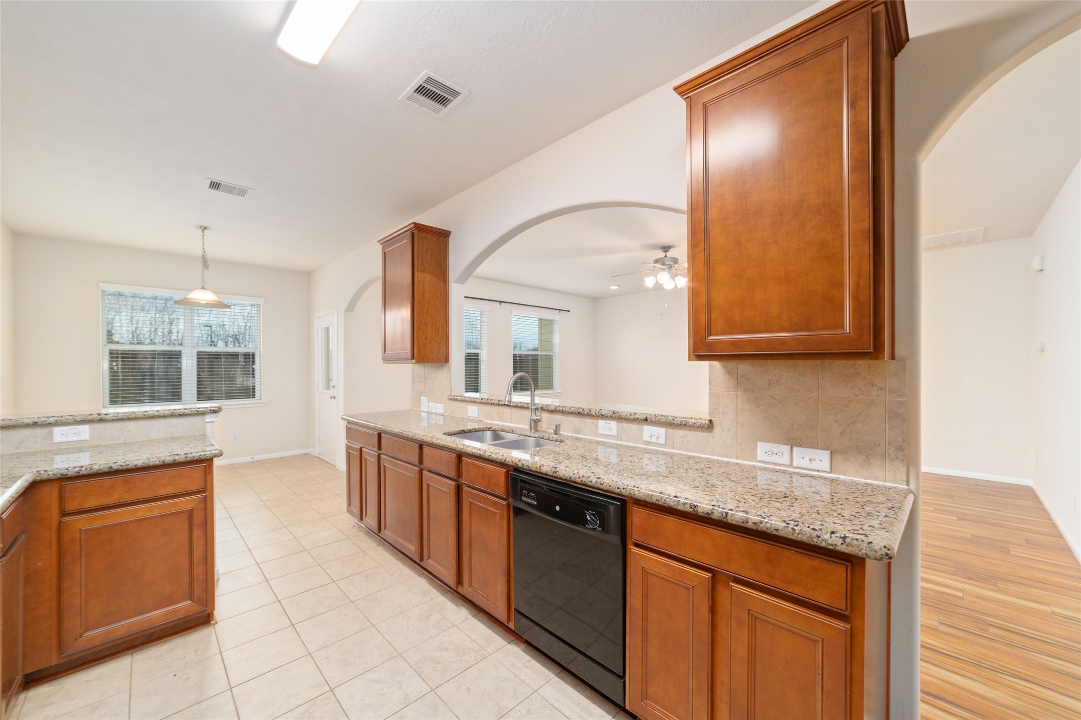 8919 Inglebrook Lane Houston, TX 77083 - Photo 11 of 21