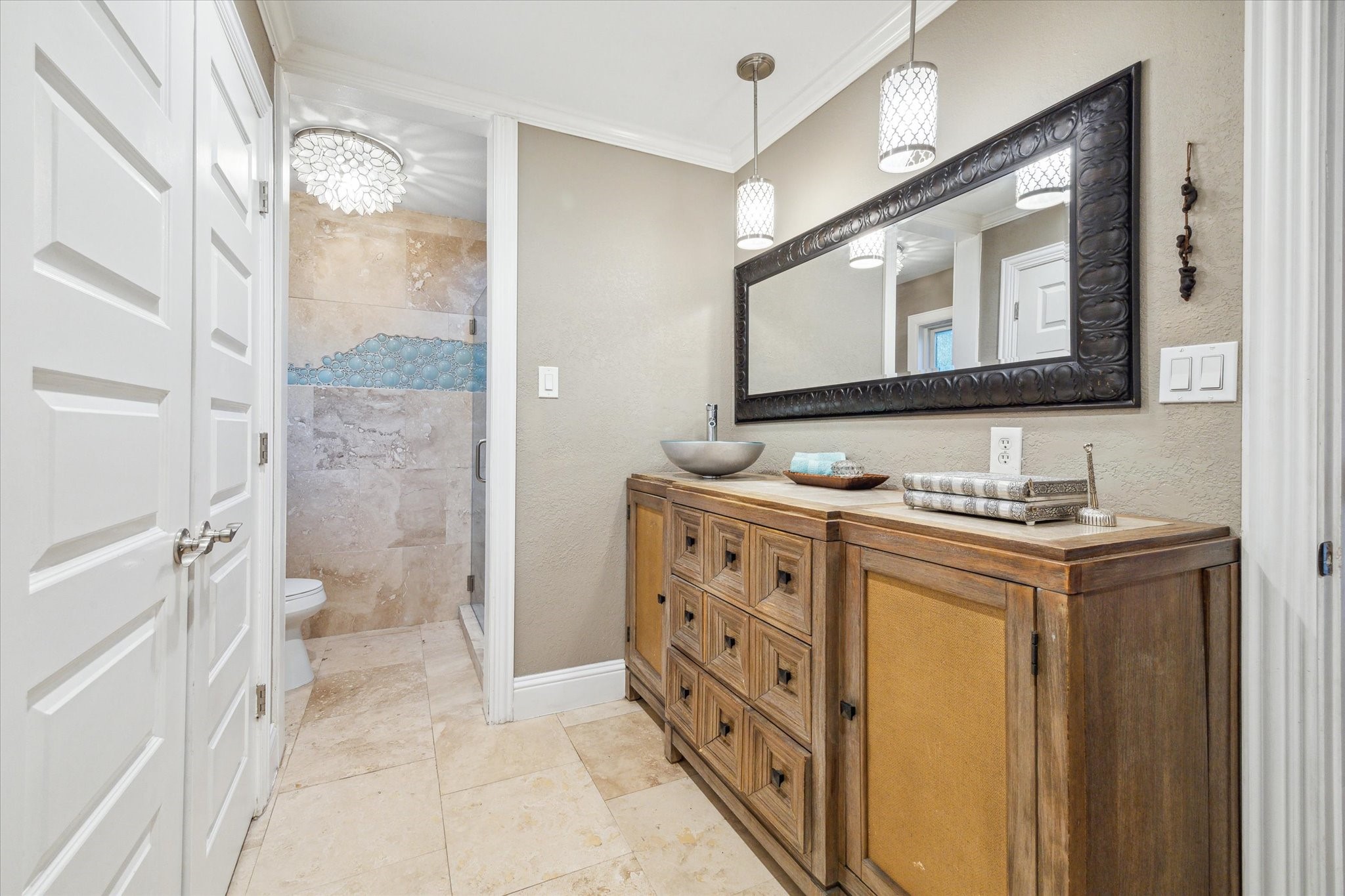 5 Tree Frog Drive Houston, TX 77074 - Photo 20 of 35 a bathroom with a double vanity sink mirror and toilet