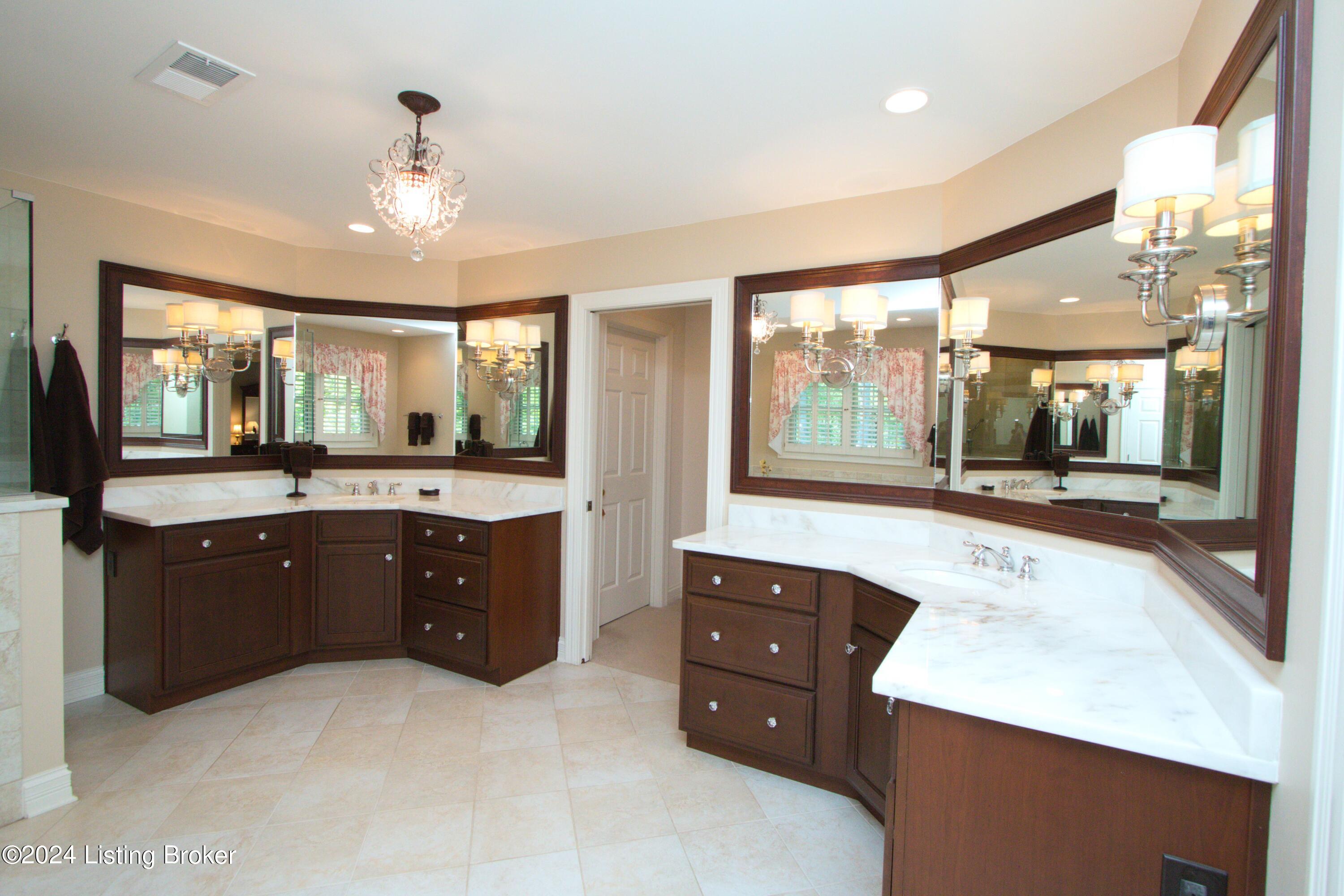 7009 Shallow Lake Road Prospect, KY 40059 - Photo 25 of 50 Primary Bath 1_7009_Shallow_Lake_52