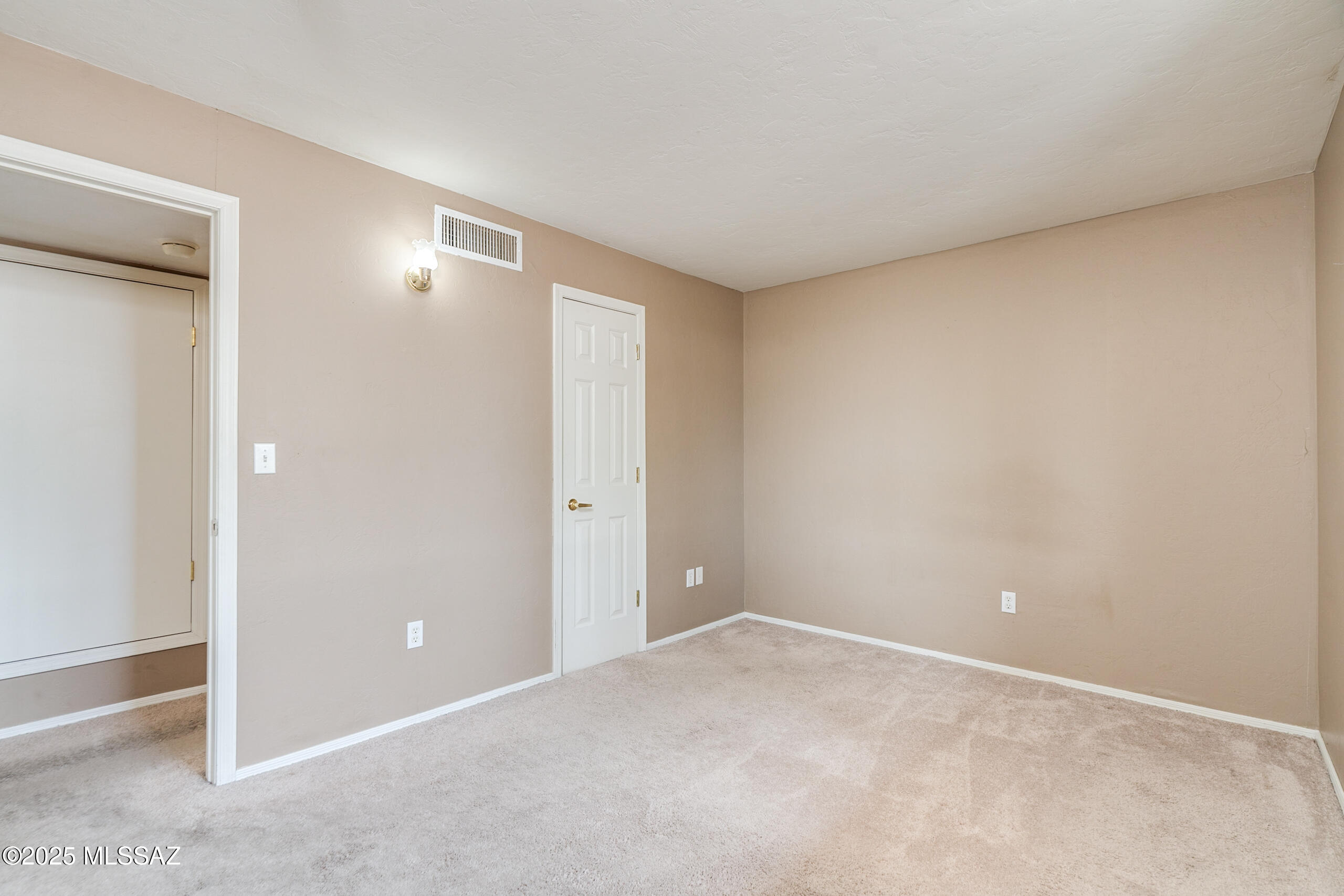 350 North Silverbell Road, Unit 176 Tucson, AZ 85745 - Photo 16 of 27 Gallery Image 16