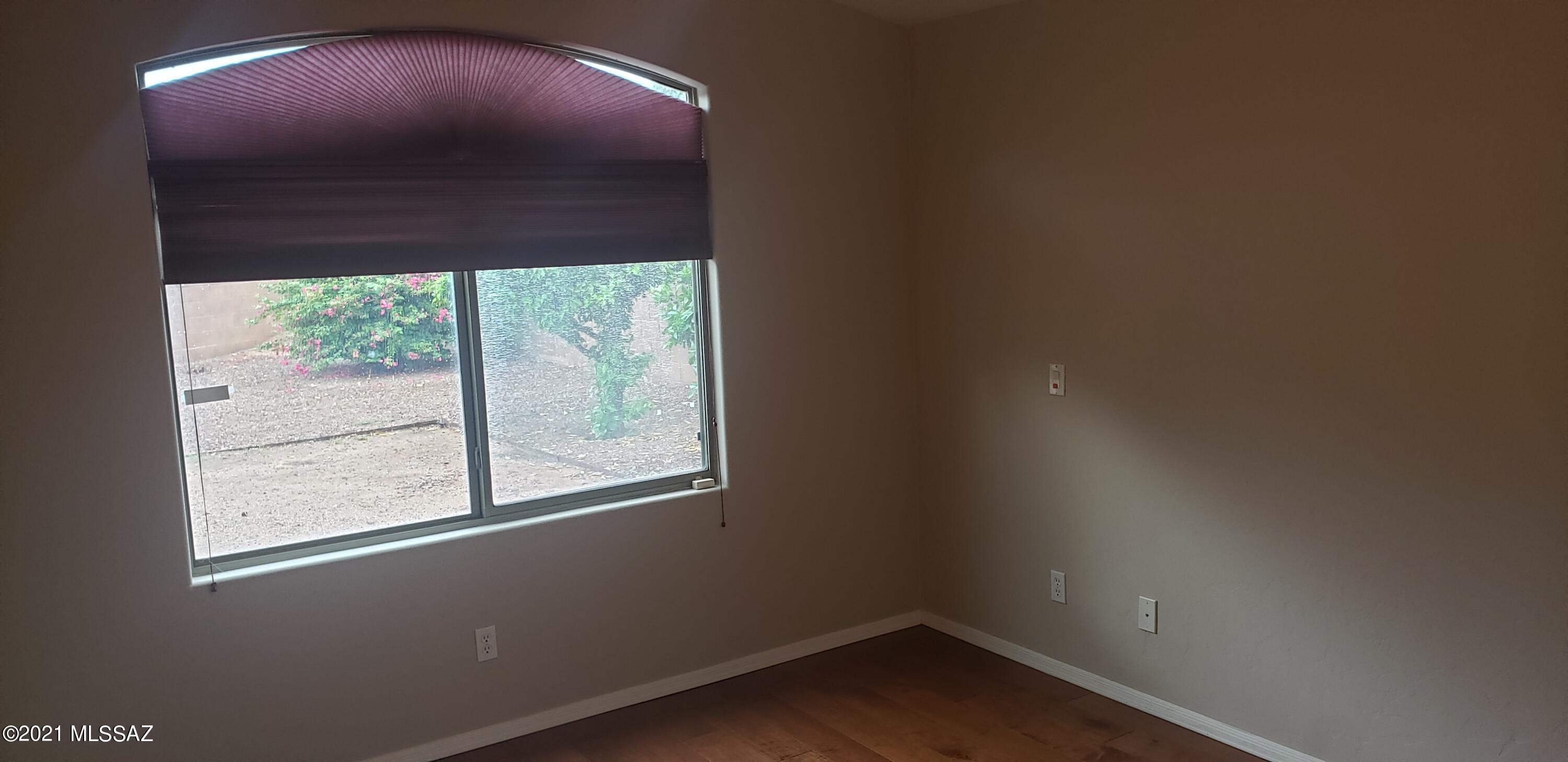 2407 West Golden Hills Road Tucson, AZ 85745 - Photo 15 of 32