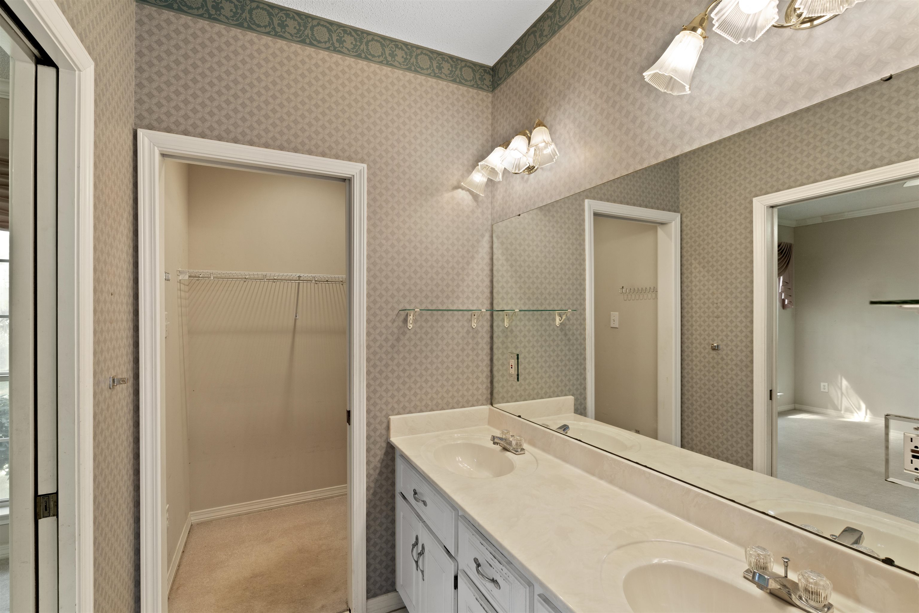30 Echo Lane Fairhope, AL 36532 - Photo 14 of 26 Primary Bathroom