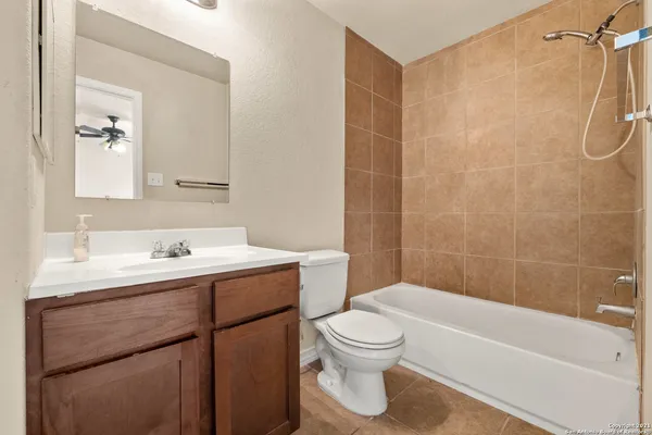 $1,395 | 4936 Flipper Drive, San Antonio, TX 78238