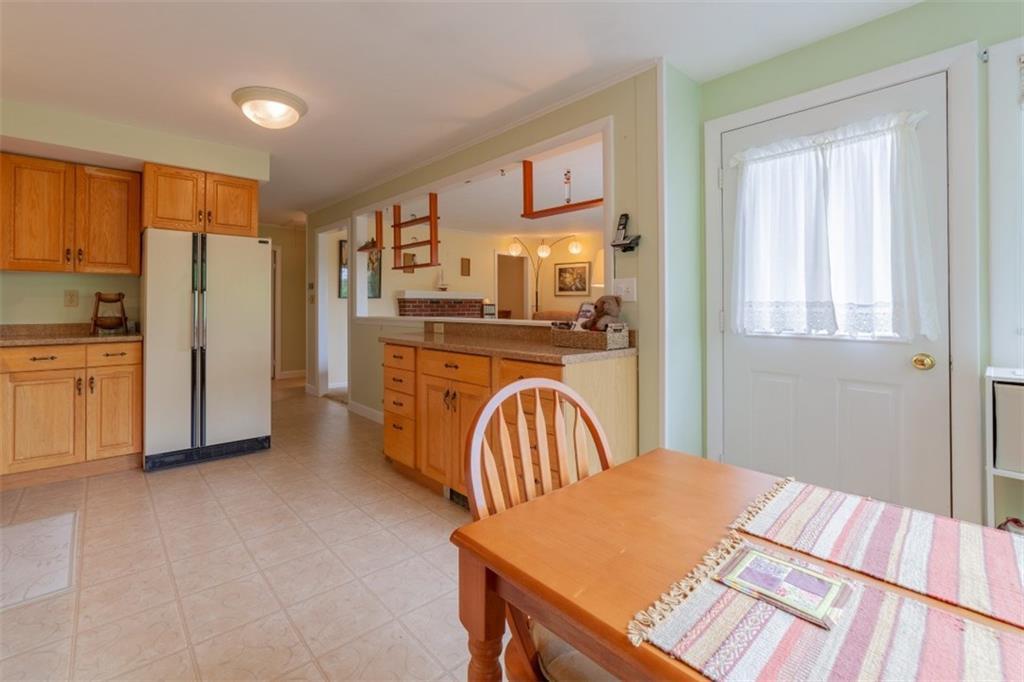 341 East Side Road Trevett, ME 04571 - Photo 4 of 19 Kitchen