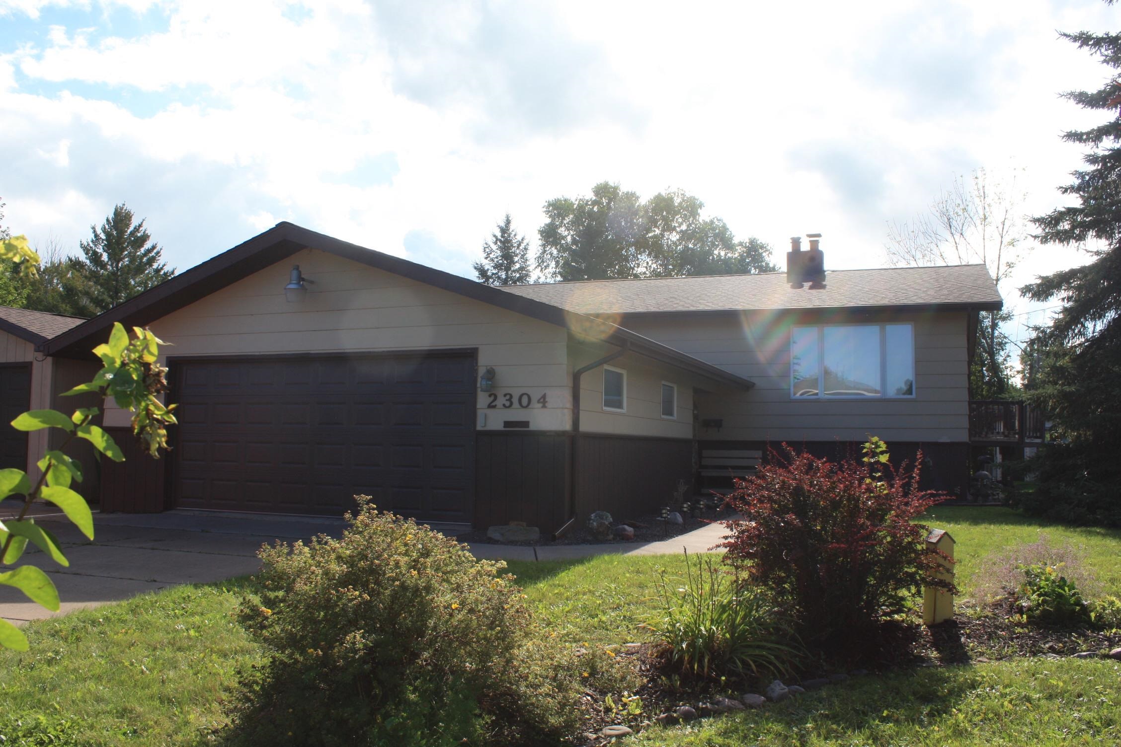 2304 East 10th Street Superior, WI 54880 - Photo 2 of 66