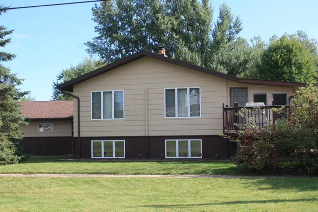 $369,900 | 2304 East 10th Street, Superior, WI 54880