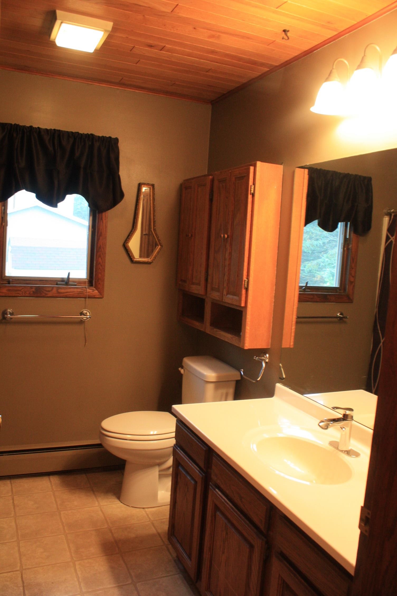 2304 East 10th Street Superior, WI 54880 - Photo 37 of 66