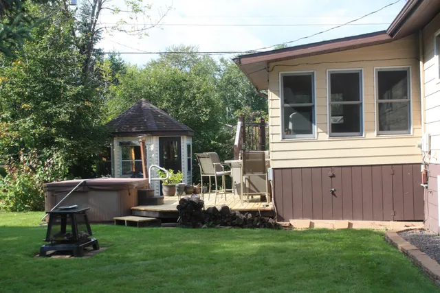 $369,900 | 2304 East 10th Street, Superior, WI 54880