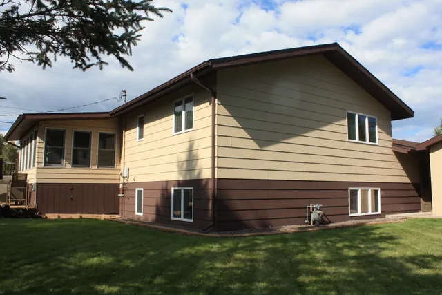 $369,900 | 2304 East 10th Street, Superior, WI 54880