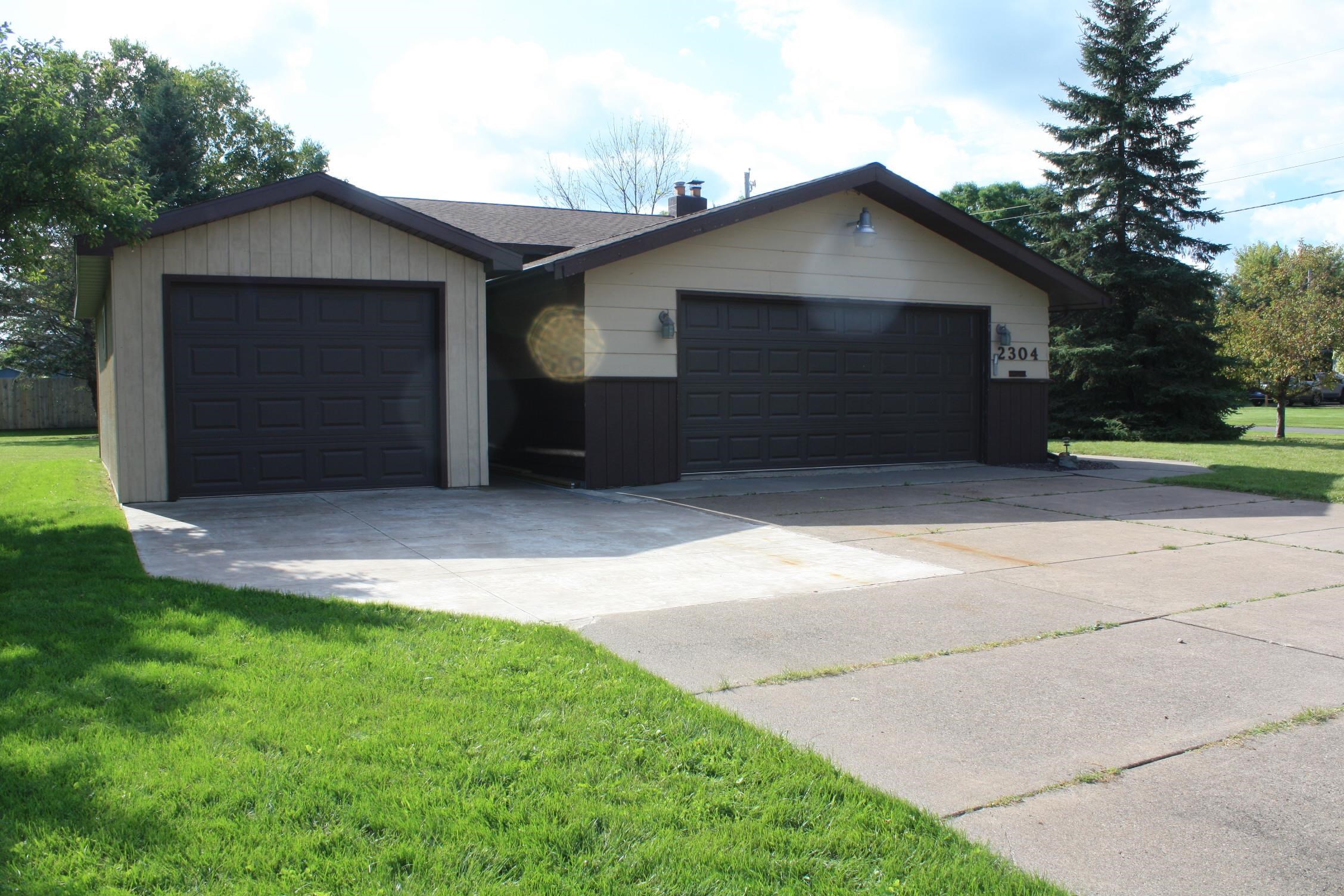 2304 East 10th Street Superior, WI 54880 - Photo 63 of 66