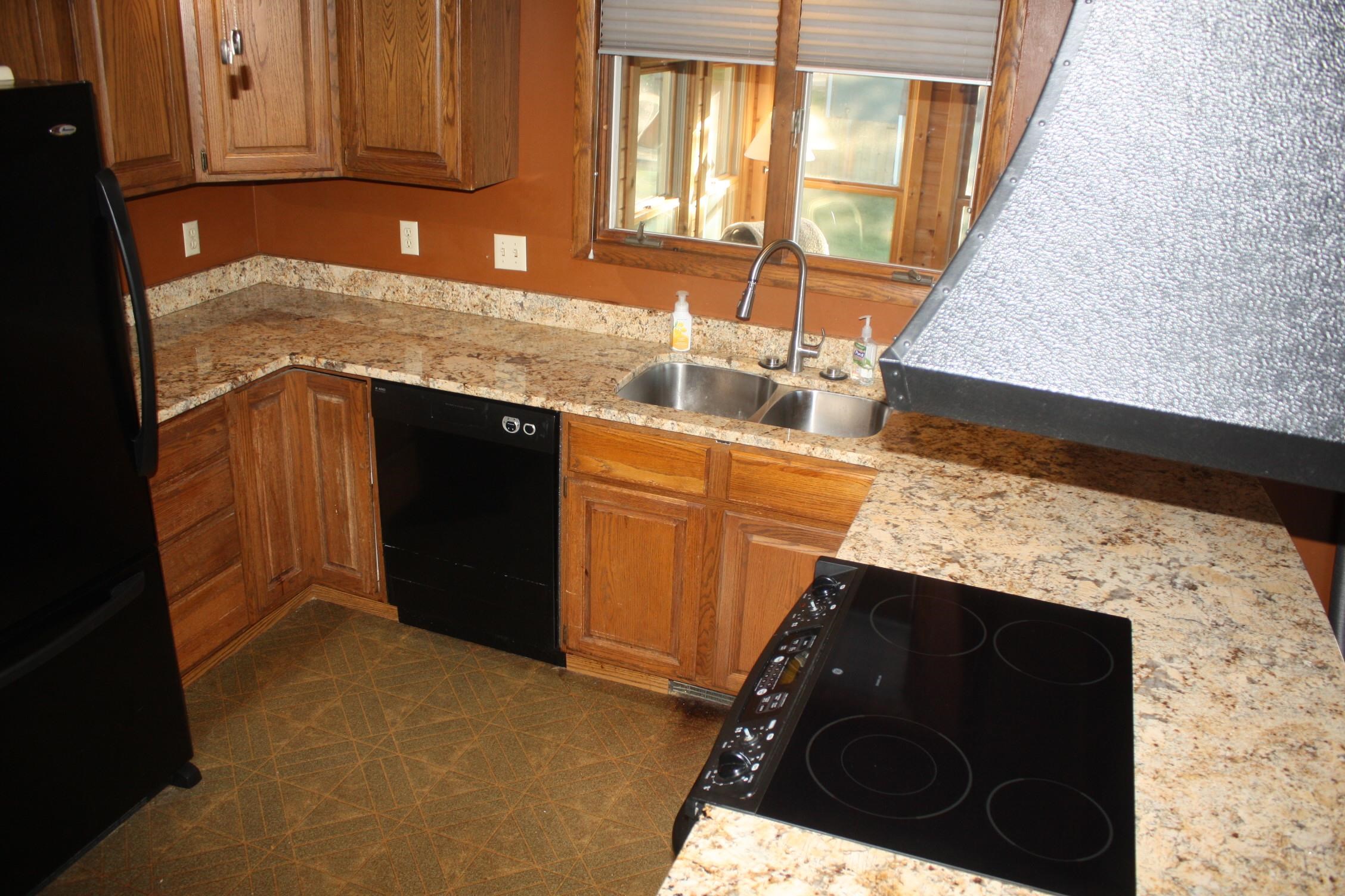 2304 East 10th Street Superior, WI 54880 - Photo 10 of 66