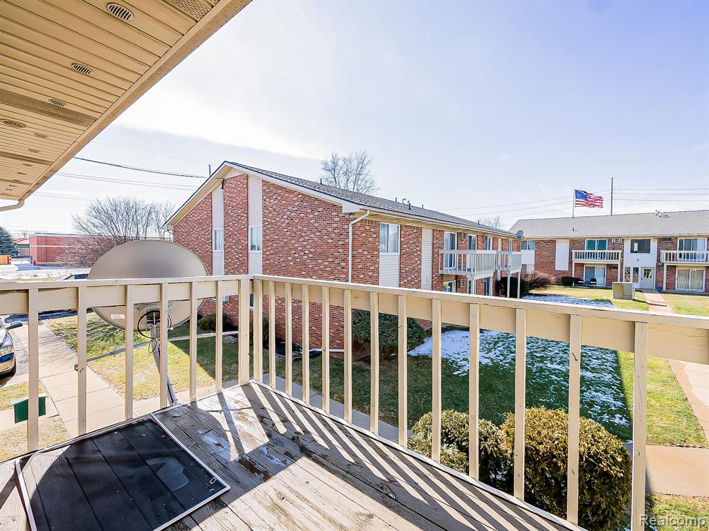 125 East Van Riper Road, Unit 7 Fowlerville, MI 48836 - Photo 21 of 26