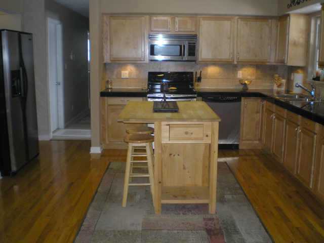 7088 Lee Road Westerville, OH 43081 - Photo 6 of 9 Gallery Image 6