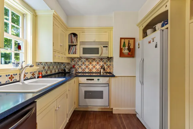 $795,000 | 72 Glidden Street, Newcastle, ME 04553