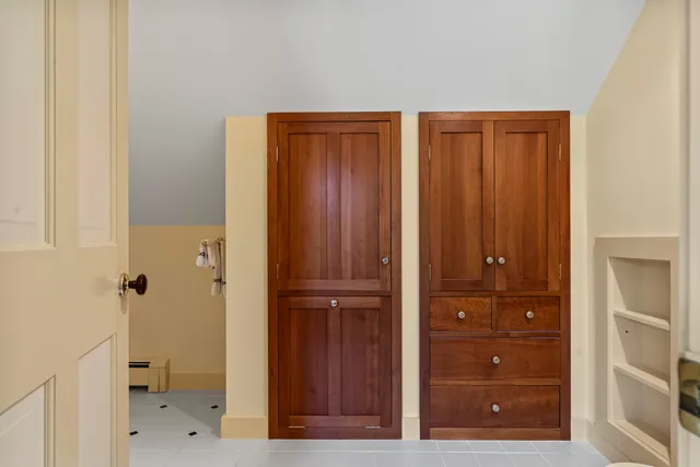 $795,000 | 72 Glidden Street, Newcastle, ME 04553