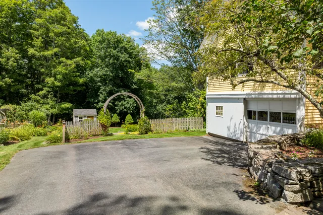 $795,000 | 72 Glidden Street, Newcastle, ME 04553