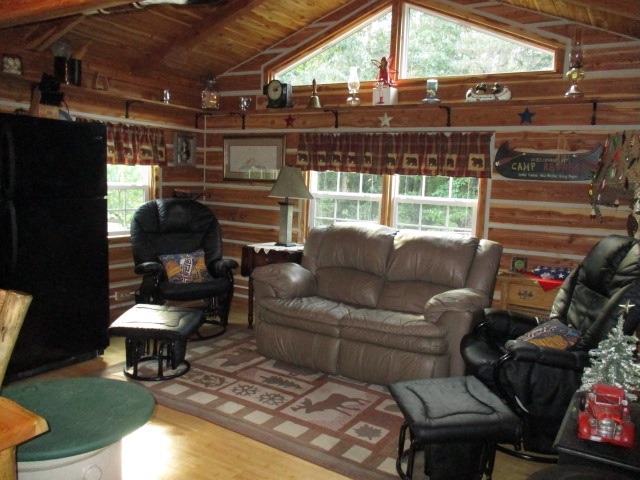 8176 West Fillmore Road Sumner, MI 48889 - Photo 5 of 30 1838087-4.JPG