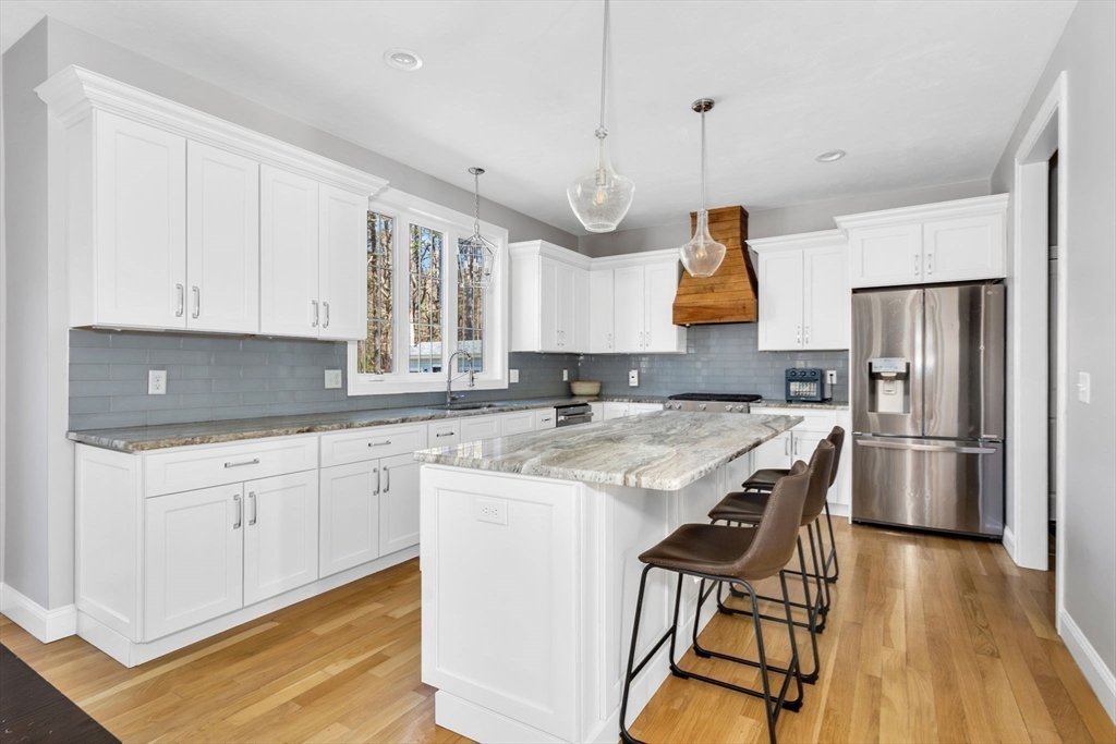 165 S Road Holden, MA 01520 - Photo 13 of 42